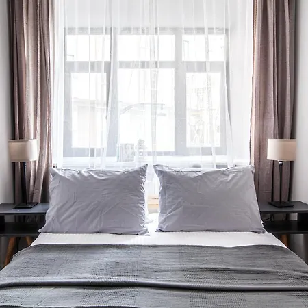 In The Heart Of Istanbul, 1br Stylish,spacious Istanbul